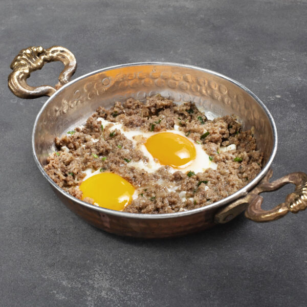 Sahanda Kıymalı Yumurta